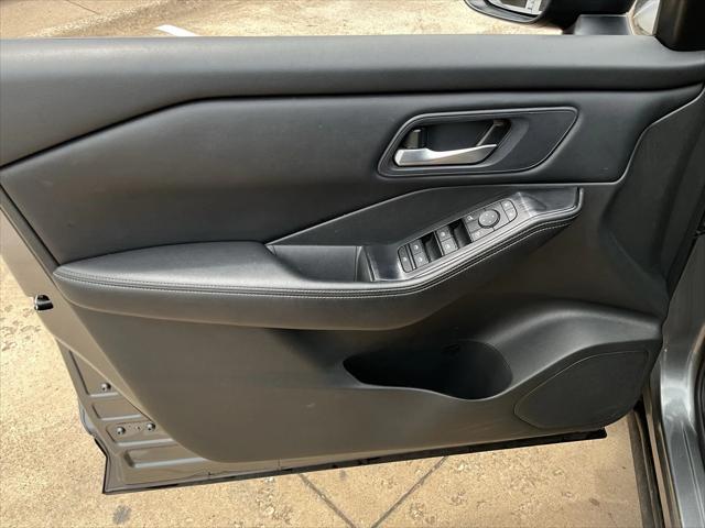 Photo of 2024 Gun Metallic Nissan Rogue