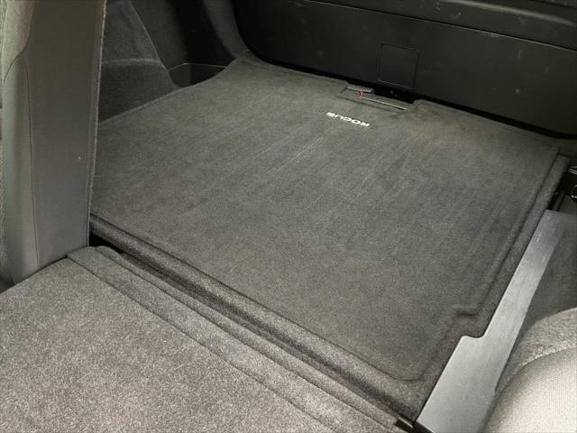 Photo of 2024 Gun Metallic Nissan Rogue