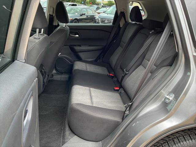 Photo of 2024 Gun Metallic Nissan Rogue