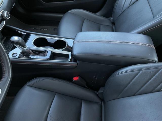 Photo of 2024 Gray Sky Pearl Nissan Altima