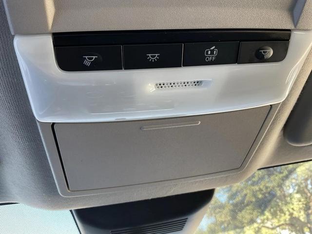 Photo of 2024 Gun Metallic Nissan Sentra