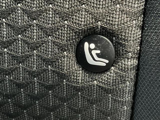 Photo of 2023 Snow White Pearl Kia Sportage