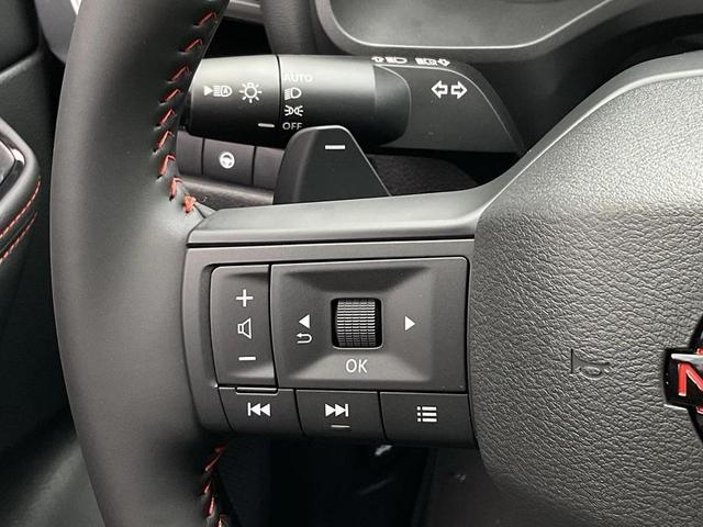 Photo of 2026 Everest White Pearl Tricoat Nissan Rogue