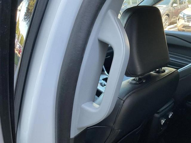 Photo of 2023 Oxford White Ford Explorer