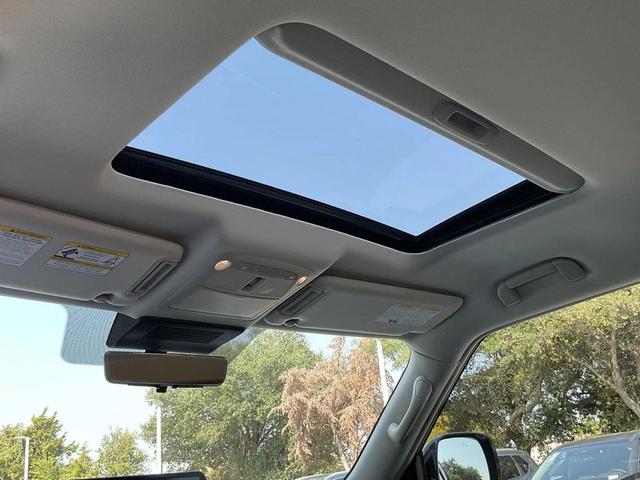 Photo of 2023 Aspen White Tricoat Nissan Armada