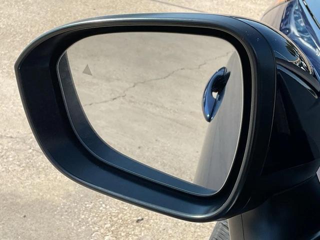 Photo of 2024 Deep Ocean Blue Pearl Nissan Rogue
