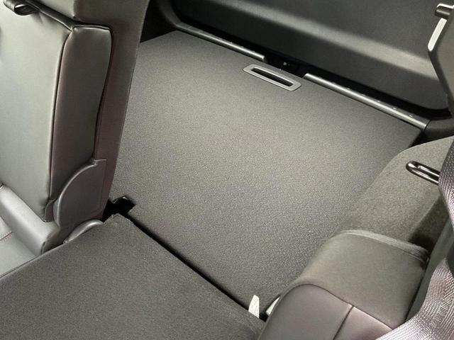 Photo of 2025 Deep Blue Pearl Nissan Kicks