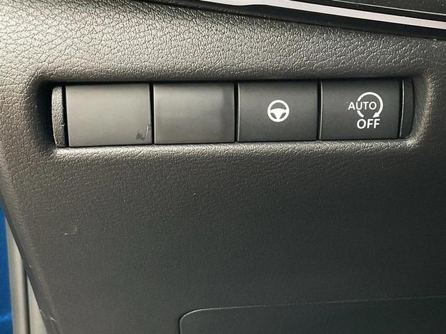 Photo of 2025 Deep Blue Pearl Nissan Kicks
