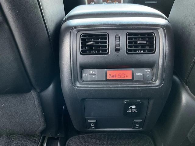 Photo of 2017 Gun Metallic Nissan Pathfinder