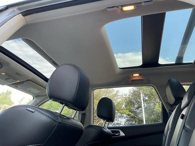 Photo of 2017 Gun Metallic Nissan Pathfinder