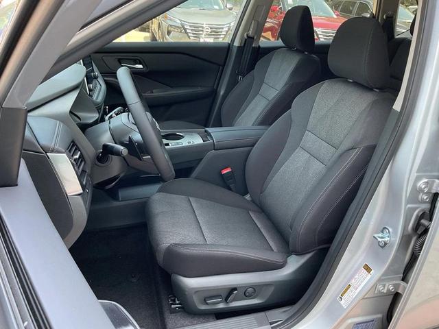 Photo of 2025 K23 Brilliant Nissan Rogue
