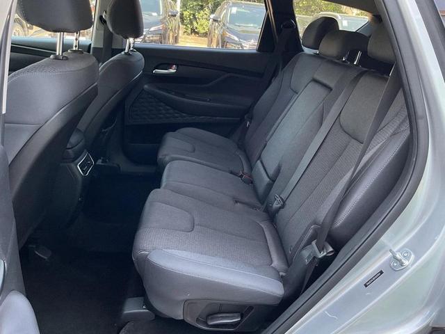 Photo of 2023 Shimmering Silver Hyundai SANTA FE