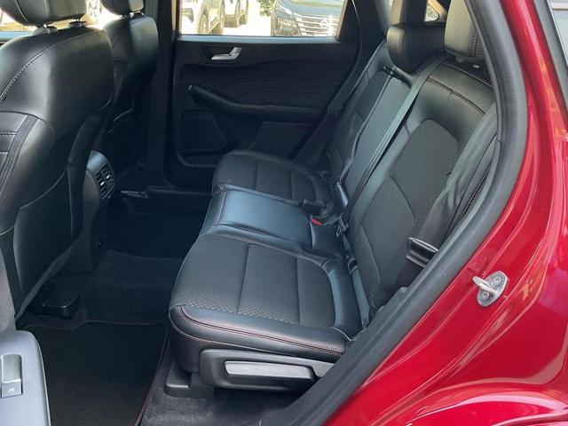 Photo of 2023 Rapid Red Metallic Tinted Clearcoat Ford Escape