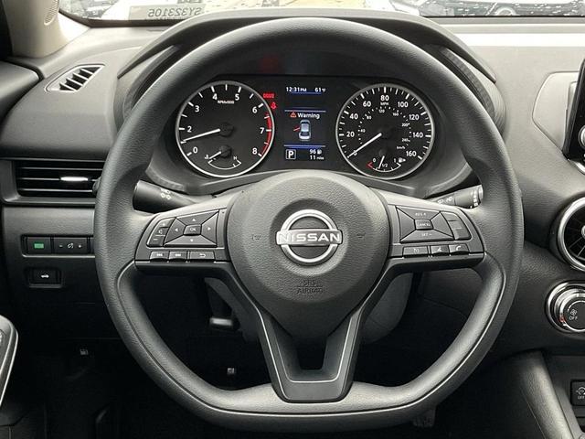 Photo of 2025 KH3 Super Blac Nissan Sentra