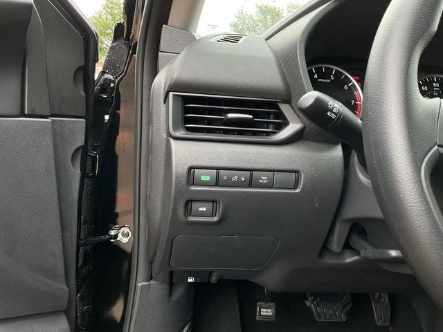 Photo of 2025 KH3 Super Blac Nissan Sentra