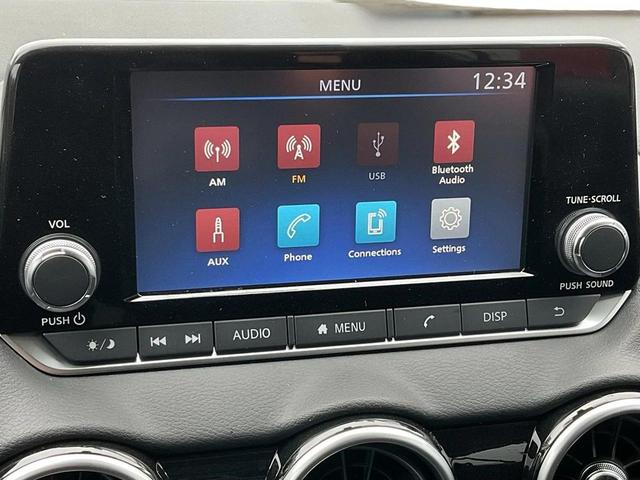 Photo of 2025 KH3 Super Blac Nissan Sentra