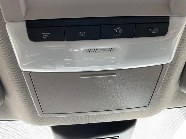 Photo of 2025 KH3 Super Blac Nissan Sentra