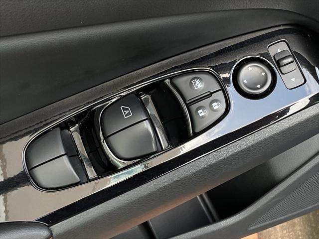 Photo of 2024 Deep Blue Pearl Nissan Altima