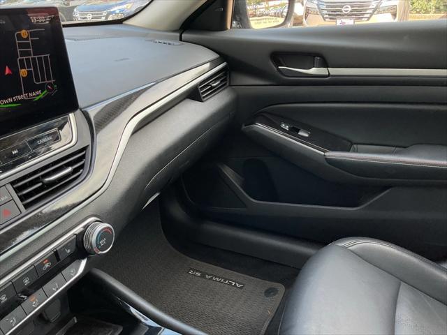 Photo of 2024 Deep Blue Pearl Nissan Altima