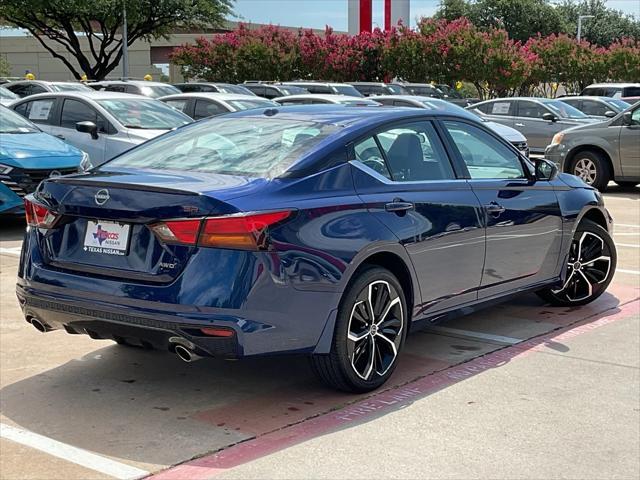 Photo of 2024 Deep Blue Pearl Nissan Altima