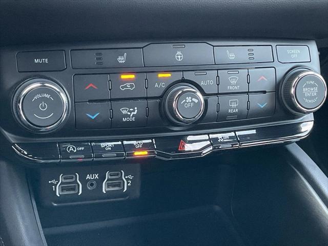 Photo of 2023 Octane Red Pearlcoat Dodge Durango