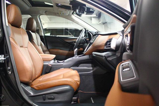 Photo of 2024 Crystal Black Silica Subaru Outback