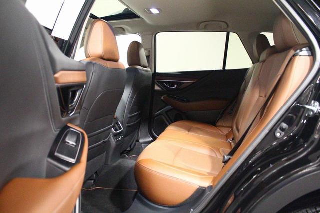 Photo of 2024 Crystal Black Silica Subaru Outback