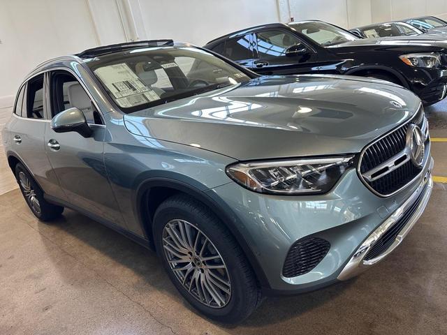 Photo of 2026 Silver Mercedes-Benz GLC 300