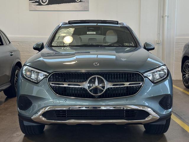 Photo of 2026 Silver Mercedes-Benz GLC 300