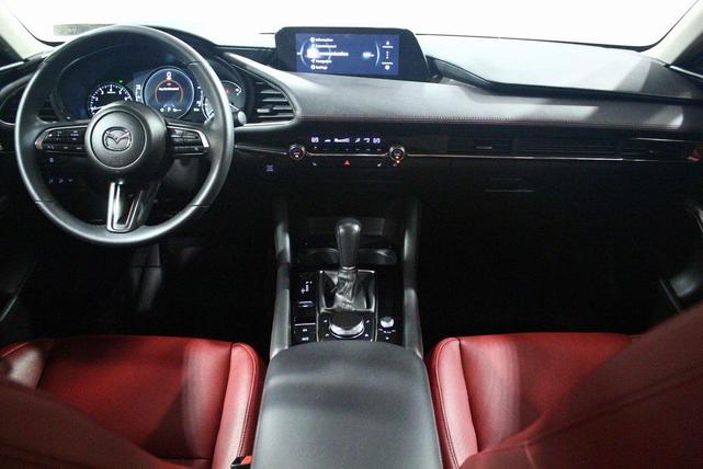 Photo of 2024 Polymetal Gray Metallic Mazda Mazda3