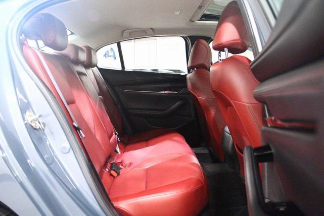 Photo of 2024 Polymetal Gray Metallic Mazda Mazda3