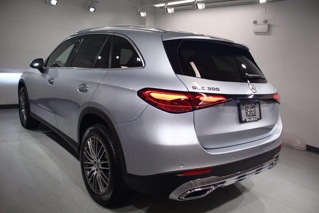 Photo of 2023 Cirrus Silver Metallic Mercedes-Benz GLC 300