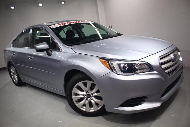 Photo of 2016 Ice Silver Metallic Subaru Legacy