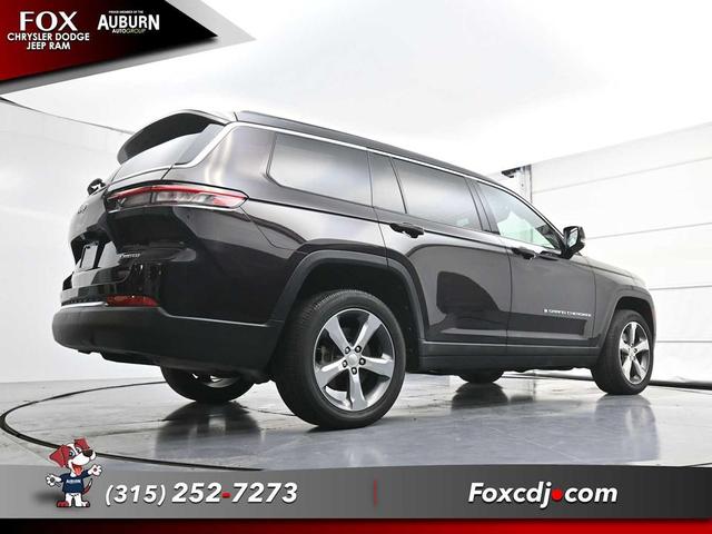 Photo of 2022 Ember Pearlcoat Jeep Grand Cherokee L