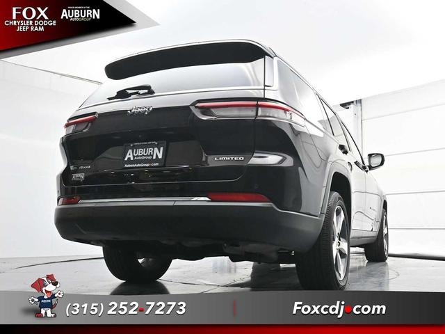 Photo of 2022 Ember Pearlcoat Jeep Grand Cherokee L