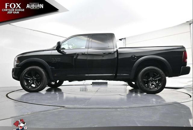 Photo of 2022 Diamond Black Crystal Pearlcoat RAM 1500 Classic