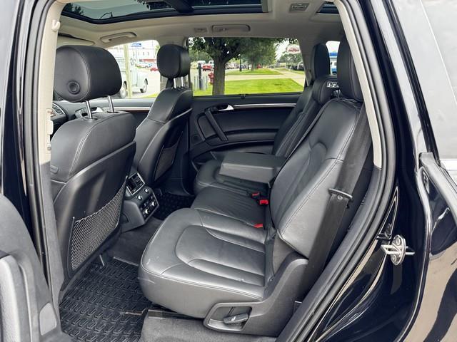 Photo of 2012 BLACK METALIC Audi Q7