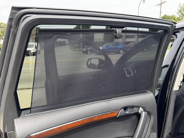 Photo of 2012 BLACK METALIC Audi Q7