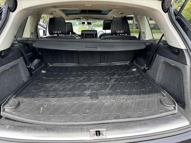 Photo of 2012 BLACK METALIC Audi Q7