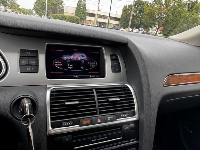 Photo of 2012 BLACK METALIC Audi Q7