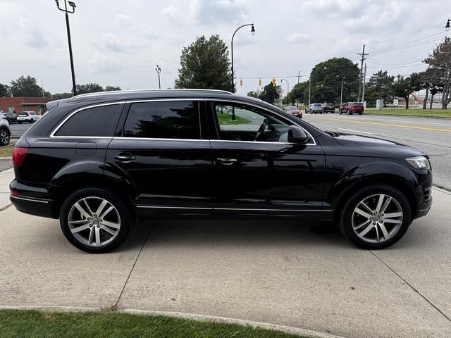 Photo of 2012 BLACK METALIC Audi Q7