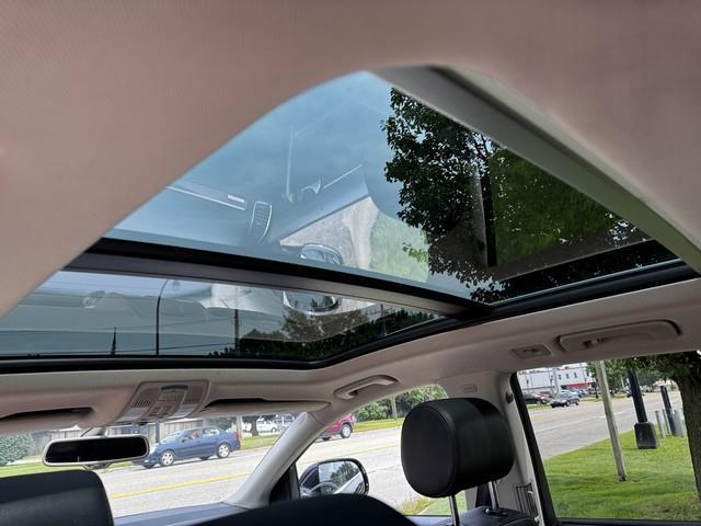 Photo of 2012 BLACK METALIC Audi Q7