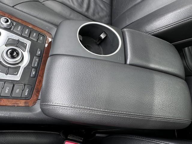 Photo of 2012 BLACK METALIC Audi Q7