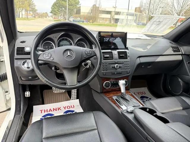 Photo of 2011 WHITE METALIC Mercedes-Benz C-Class