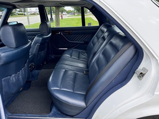 Photo of 1991 WHITE Mercedes-Benz S-Class