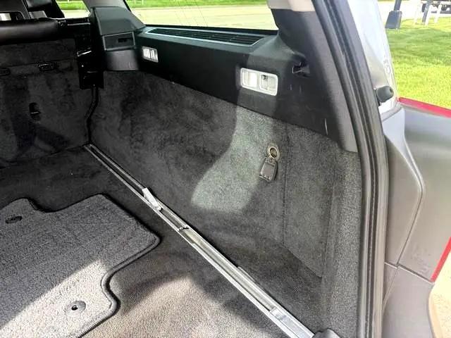 Photo of 2011 SILVER METALIC Volvo XC70