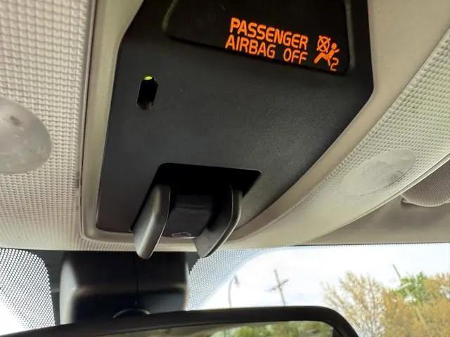 Photo of 2011 SILVER METALIC Volvo XC70