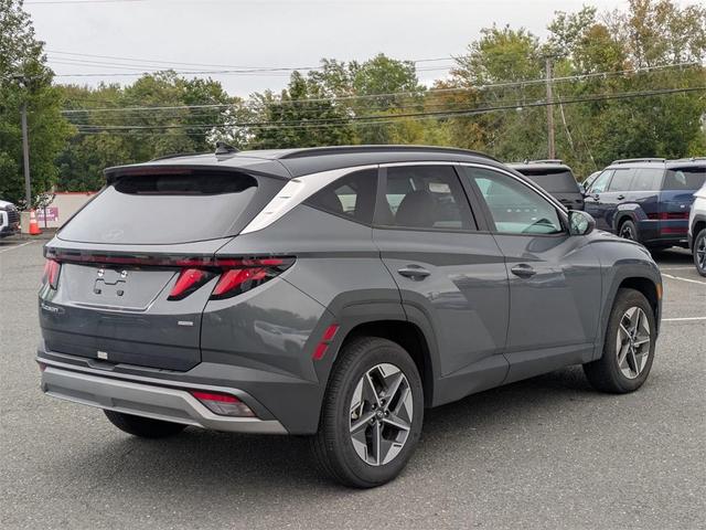 Photo of 2025 Gray Hyundai TUCSON