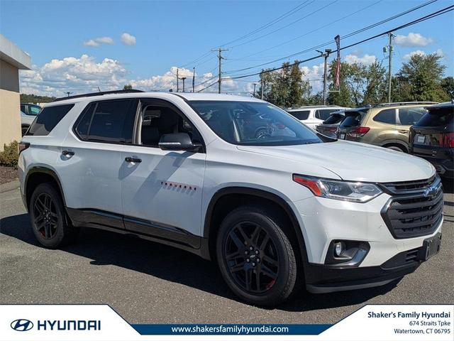 Photo of 2018 Summit White Chevrolet Traverse