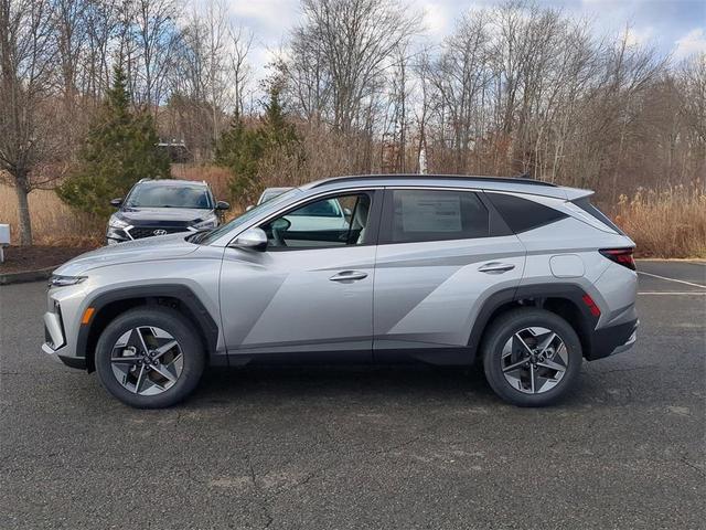 Photo of 2025 Shimmering Silver Hyundai TUCSON